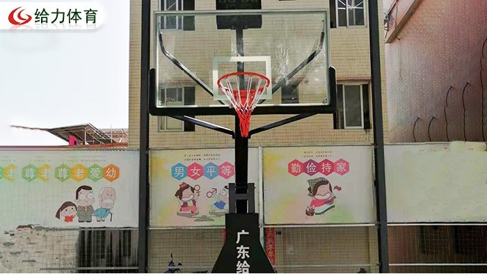移動(dòng)籃球架價(jià)格