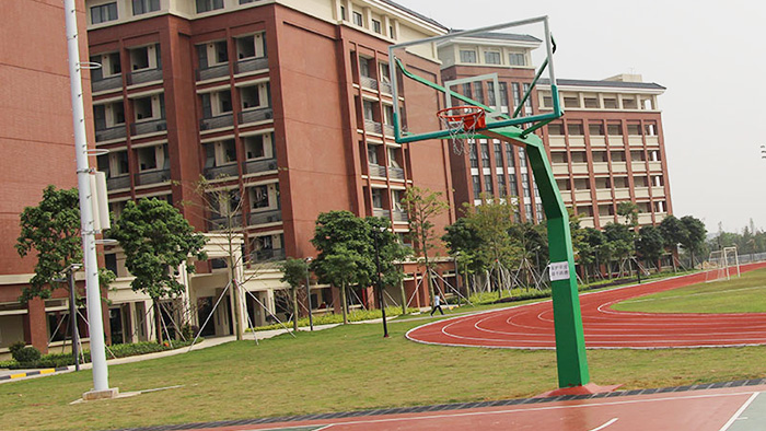 籃球架價格多少錢