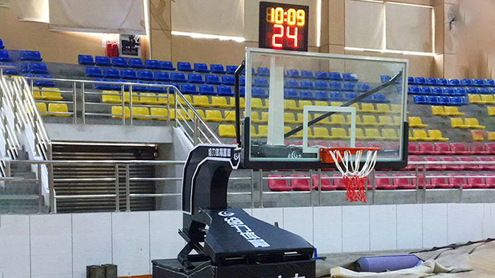 移動(dòng)籃球架