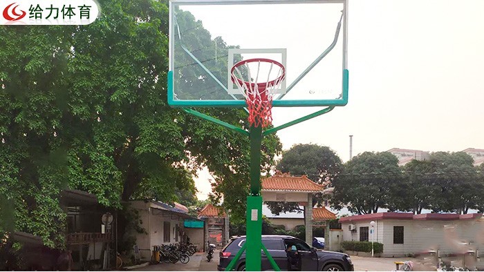 移動(dòng)籃球架價(jià)格