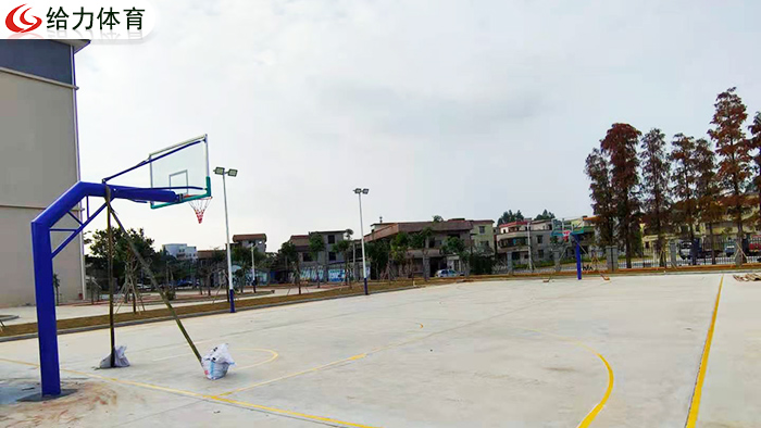 長(zhǎng)沙籃球架多少錢一個(gè)