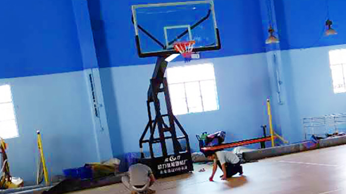 手動液壓籃球架