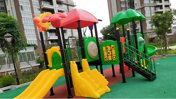 兒童滑梯