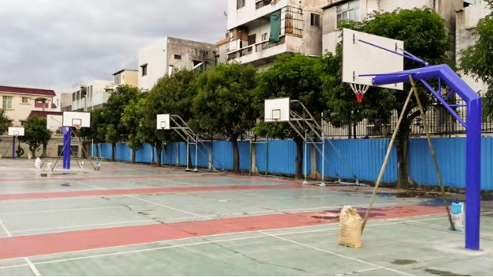 籃球架價(jià)格多少錢 籃球架價(jià)格多少錢