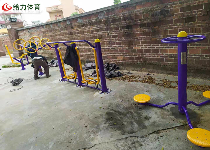室外健身器材哪里有 室外健身器材哪里有